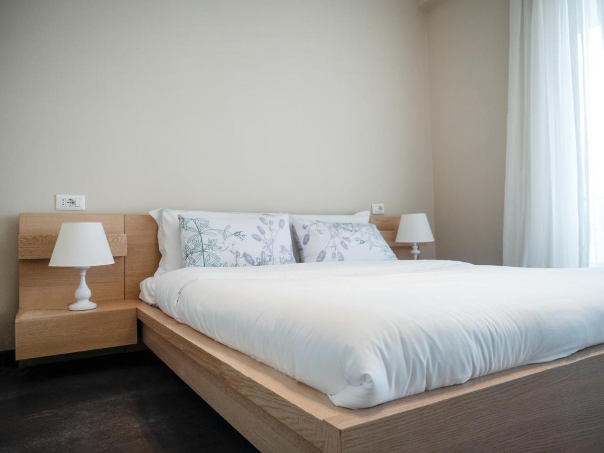 Lake Drive Rooms&Apartments Tirana Buitenkant foto