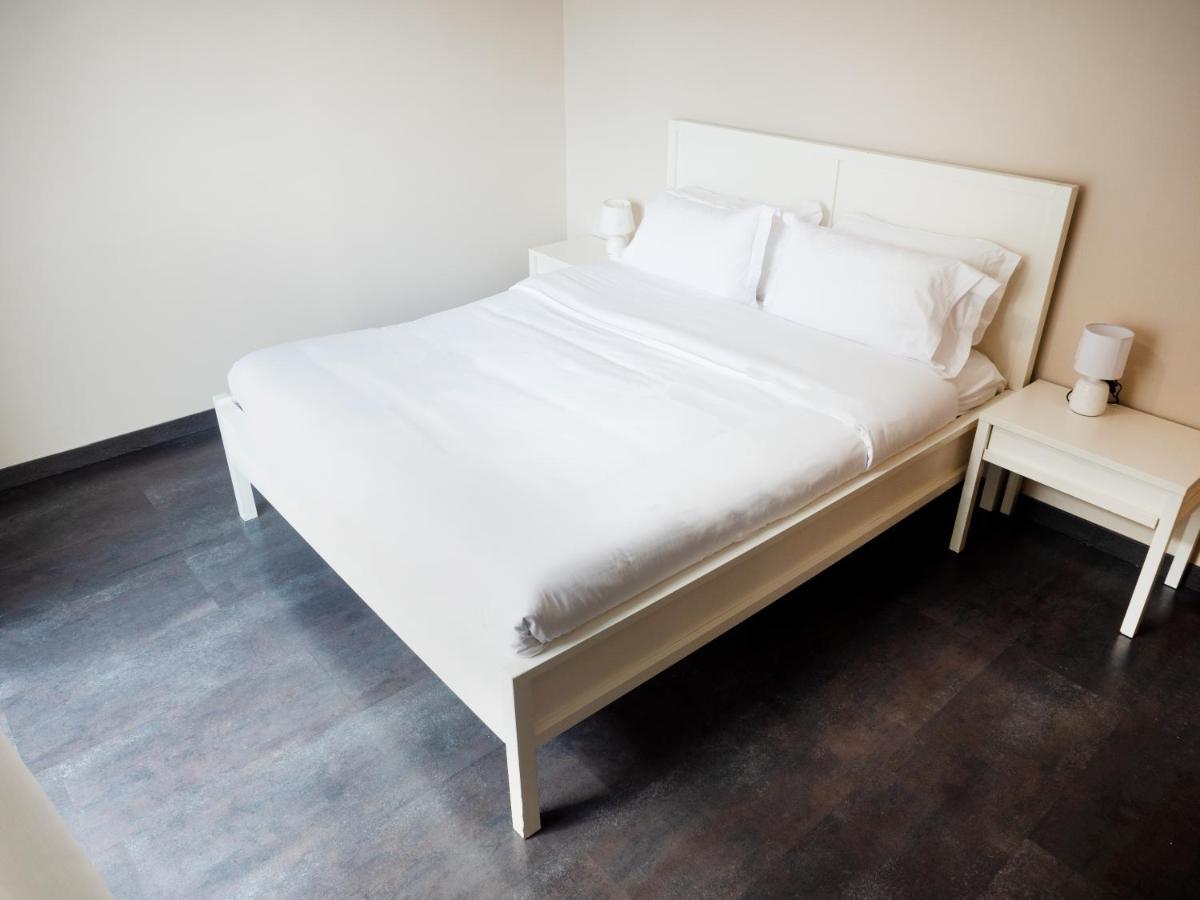 Lake Drive Rooms&Apartments Tirana Buitenkant foto